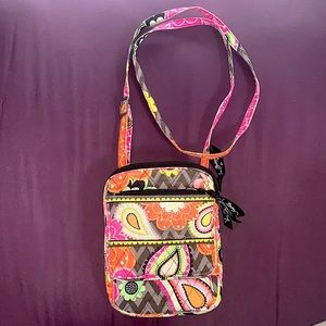 vera bradly cross body bag